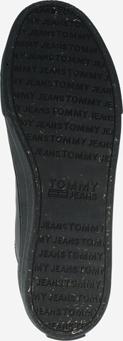 TOMMY HILFIGER Låg sneaker i svart