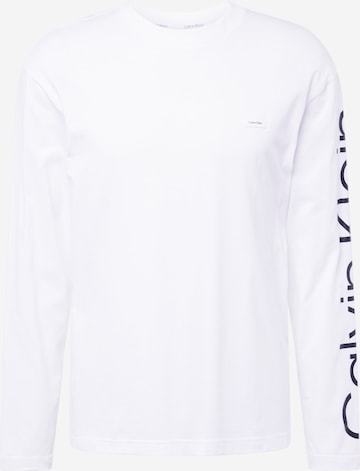 T-Shirt Calvin Klein en blanc : devant