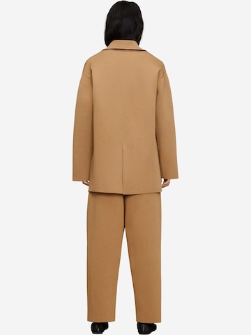 Adolfo Dominguez Övergångskappa i beige
