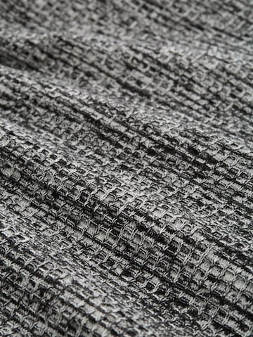TOM TAILOR DENIM Sweater in Grey