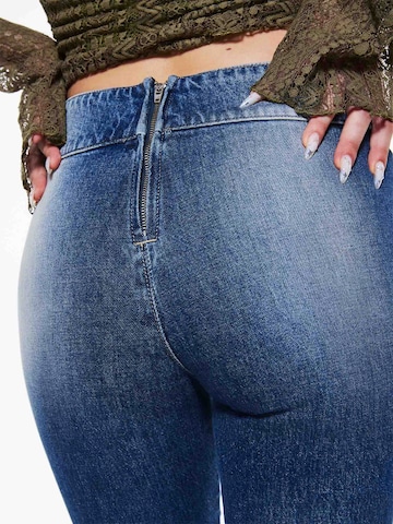 SHYX Flared Jeans 'Hayden' in Blauw