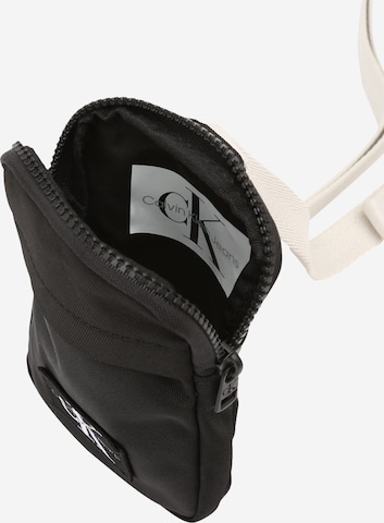 Calvin Klein Jeans - Bolso en negro