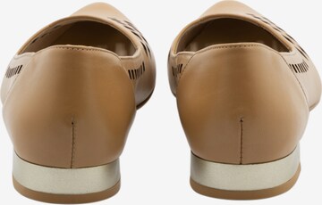 Usha Ballet Flats in Beige