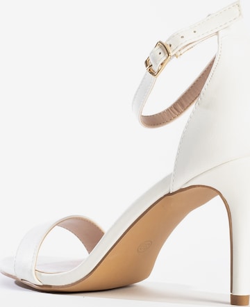 Celena - Sandalias con hebilla 'Celia' en blanco