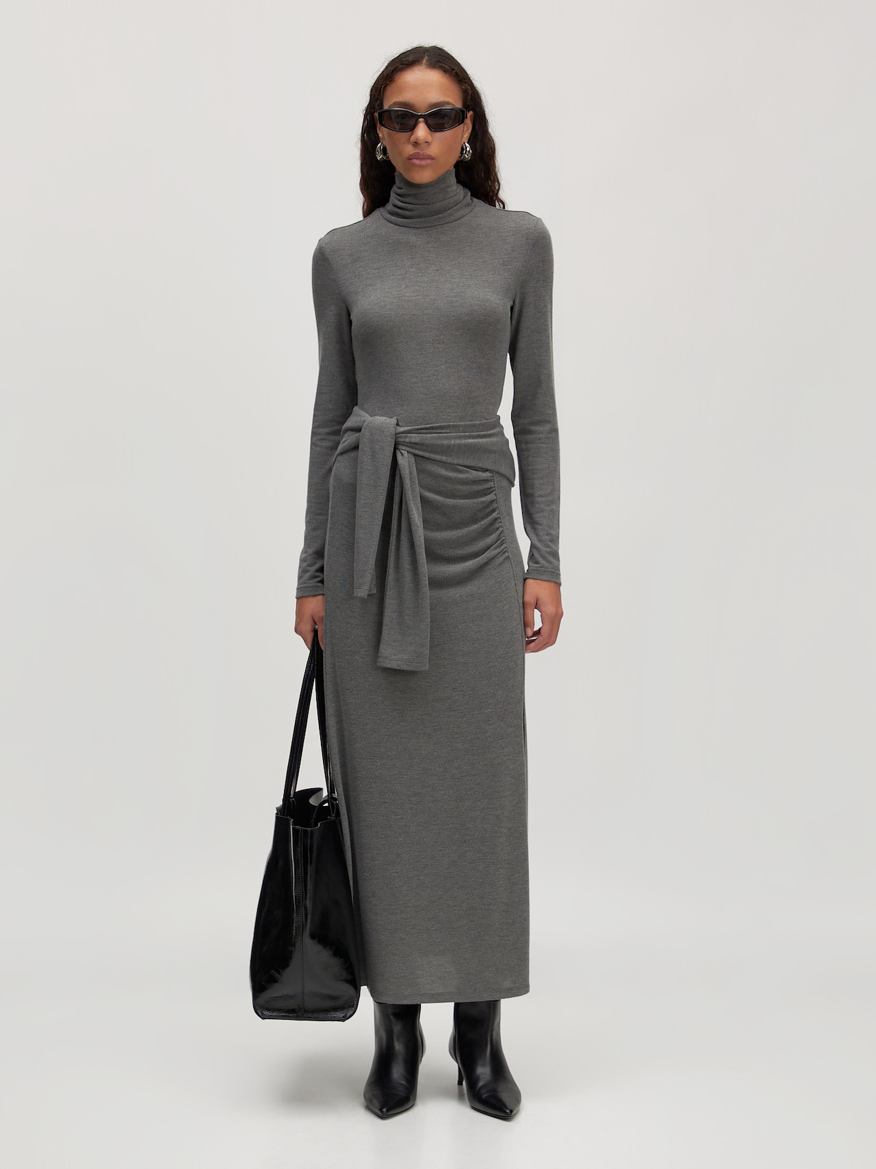 EDITED Produkte Shirt 'Raya' dunkelgrau