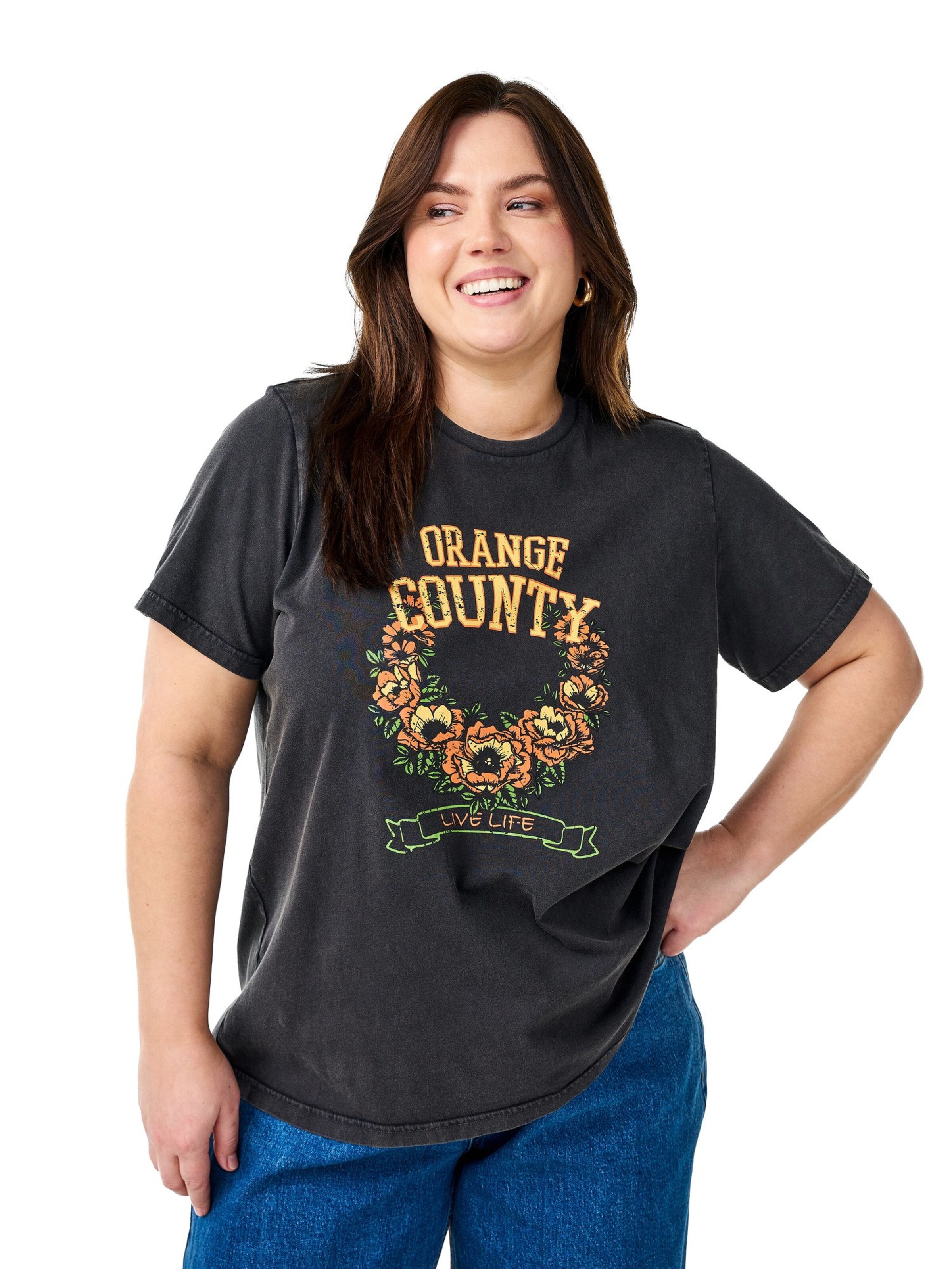 Maglietta 'VAVE' di Zizzi in grigio