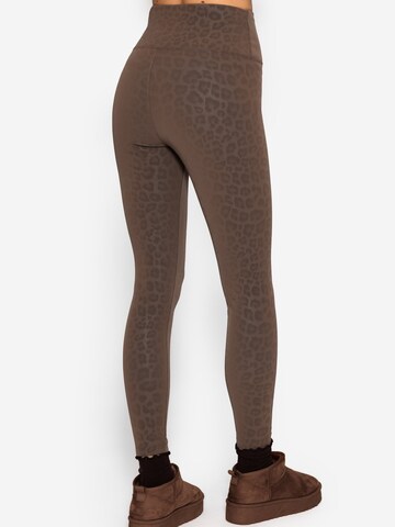 SASSYCLASSY Skinny Pants in Brown