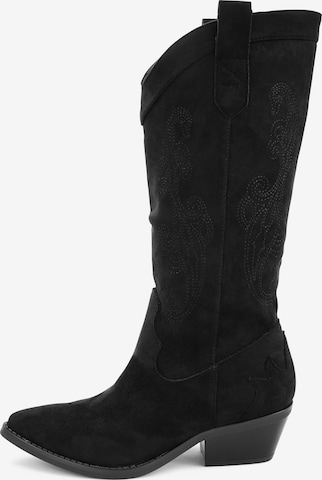 Findlay Cowboy Boots in Black