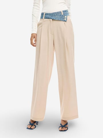 Bootcut Pantaloni 'PANT_ISIS 26SWPW28' di Desigual in beige: frontale