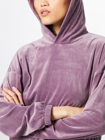 Hunkemöller Sweatshirt in Purple