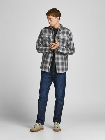 JACK & JONES Comfort fit Button Up Shirt in Grey