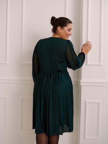 Guido Maria Kretschmer Curvy Dress 'Isa' in Green