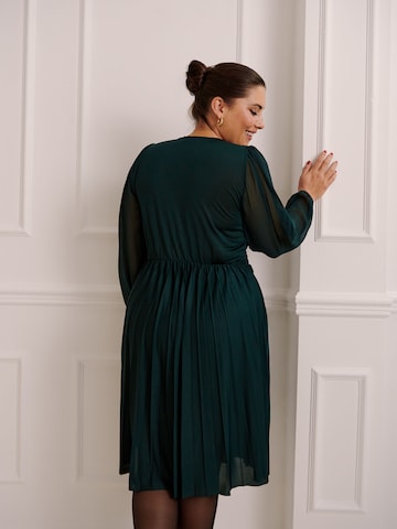 Guido Maria Kretschmer Curvy - Vestido 'Isa' em verde