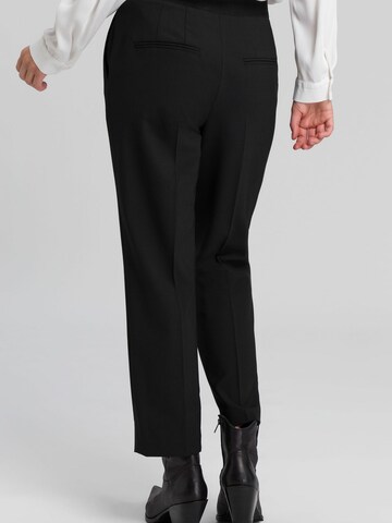 MARC AUREL Regular Pleated Pants in Black