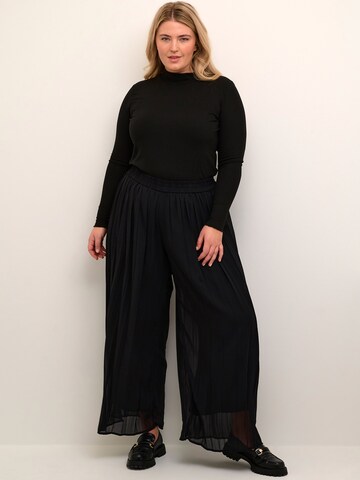 Wide leg Pantaloni 'Feri' di KAFFE CURVE in nero