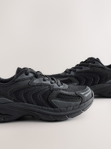 Sneaker di Next in nero