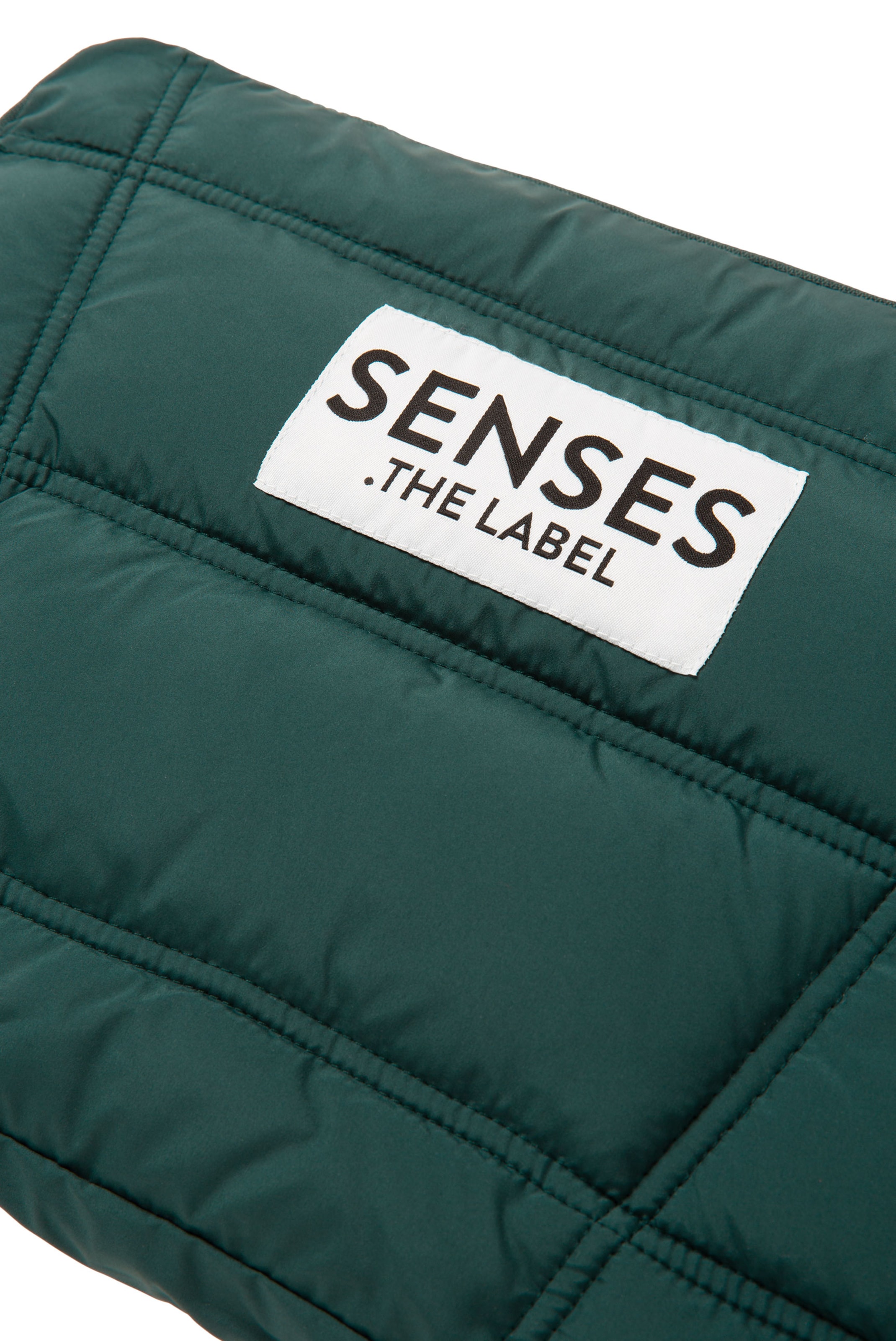 SENSES.THE LABEL Puffer Tablet Case in Grün