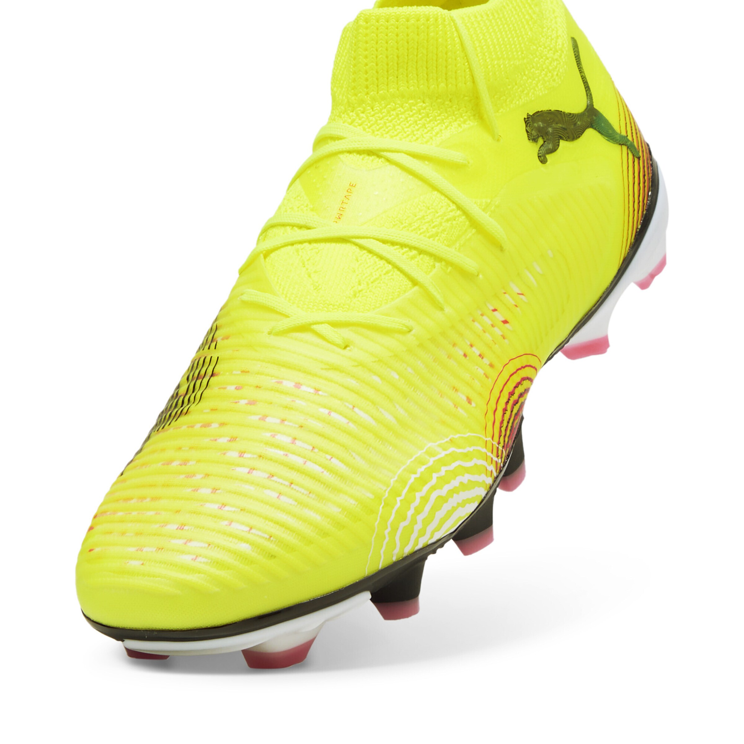 PUMA Soccer shoe 'Future 8 Pro' in Yellow