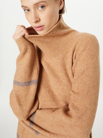 Cartoon Sweater in Brown