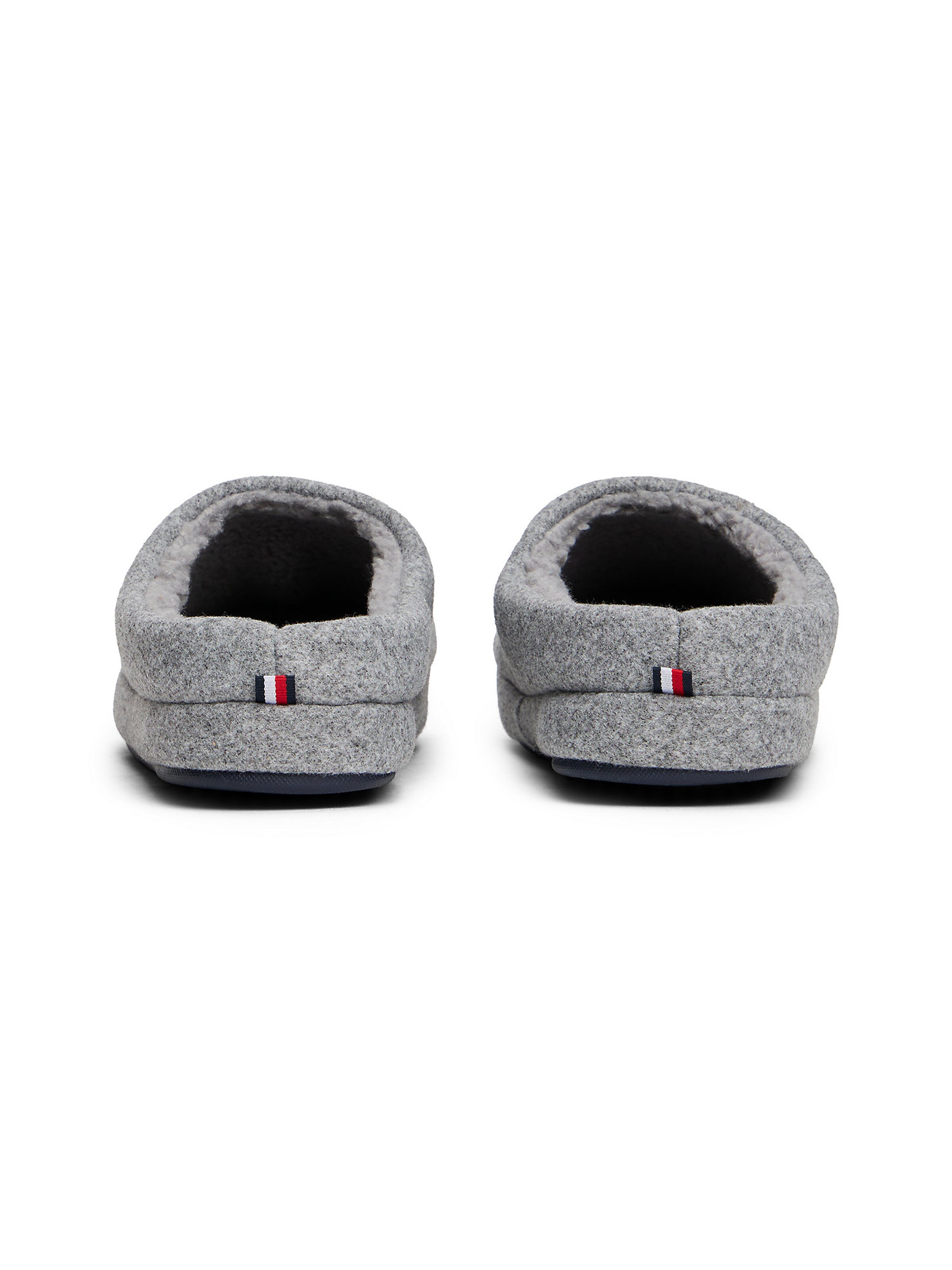 TOMMY HILFIGER Тапки в Серый