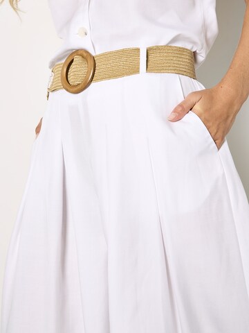 Flared Pantaloni di Apricot in bianco