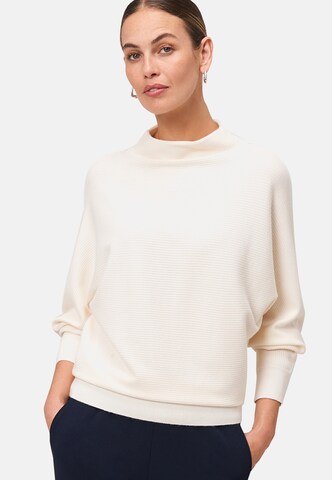 Pull-over zero en blanc : devant