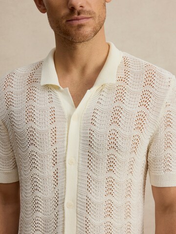 DAN FOX APPAREL Slim fit Πουκάμισο 'Dylan' σε λευκό