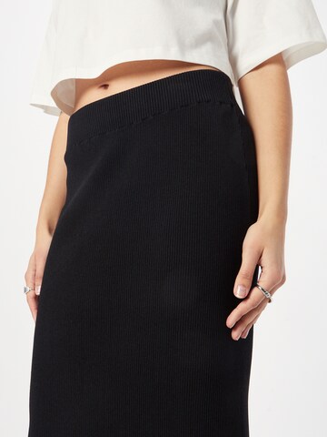 Monki Skirt in Black