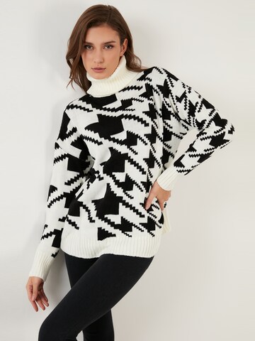 LELA Sweater in White