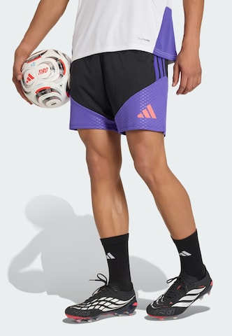 regular Pantaloni sportivi 'Tiro 26 Competition' di ADIDAS PERFORMANCE in nero: frontale