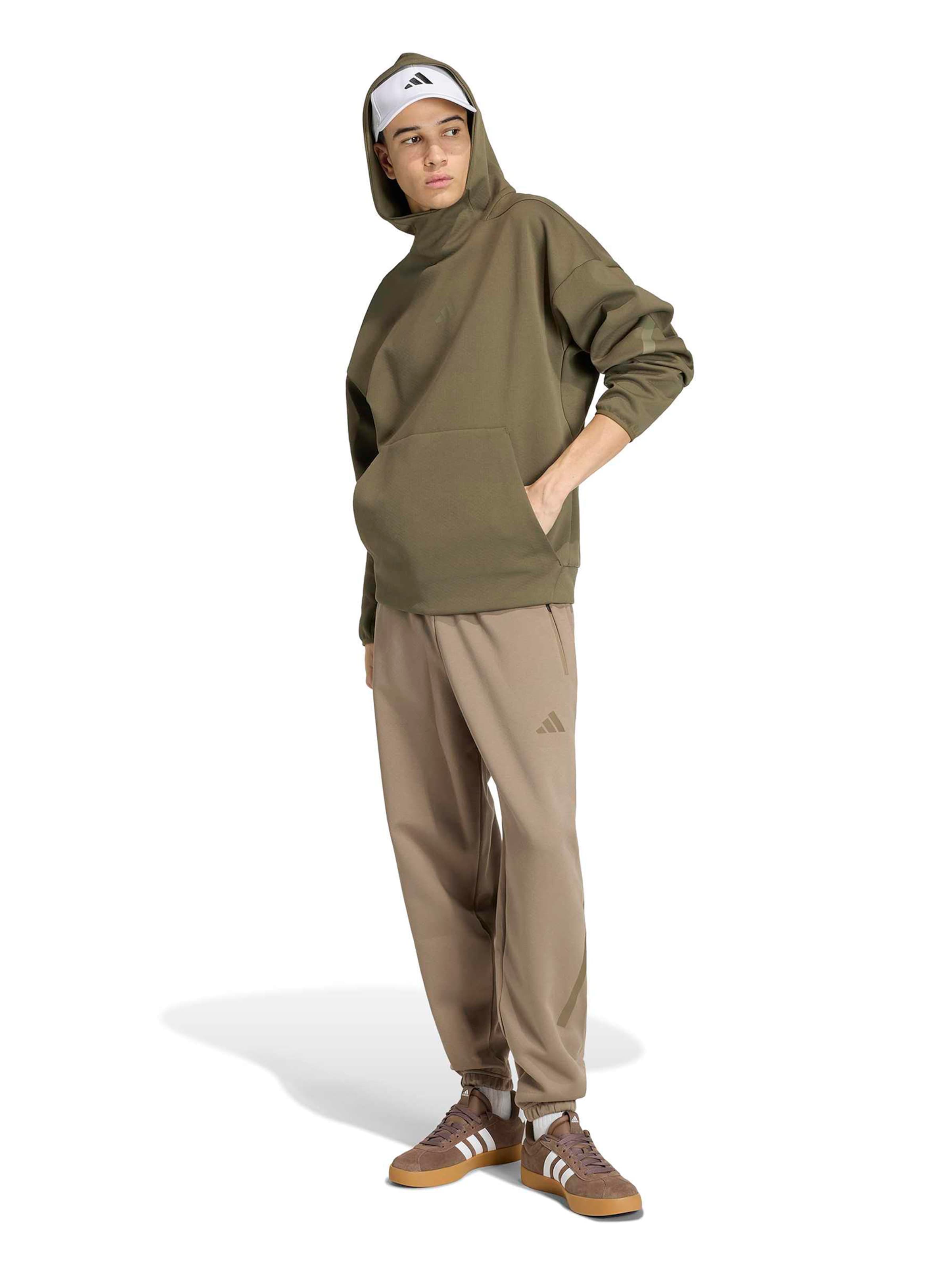 ADIDAS SPORTSWEAR Tapered Παντελόνι φόρμας 'Z.N.E.' σε καφέ