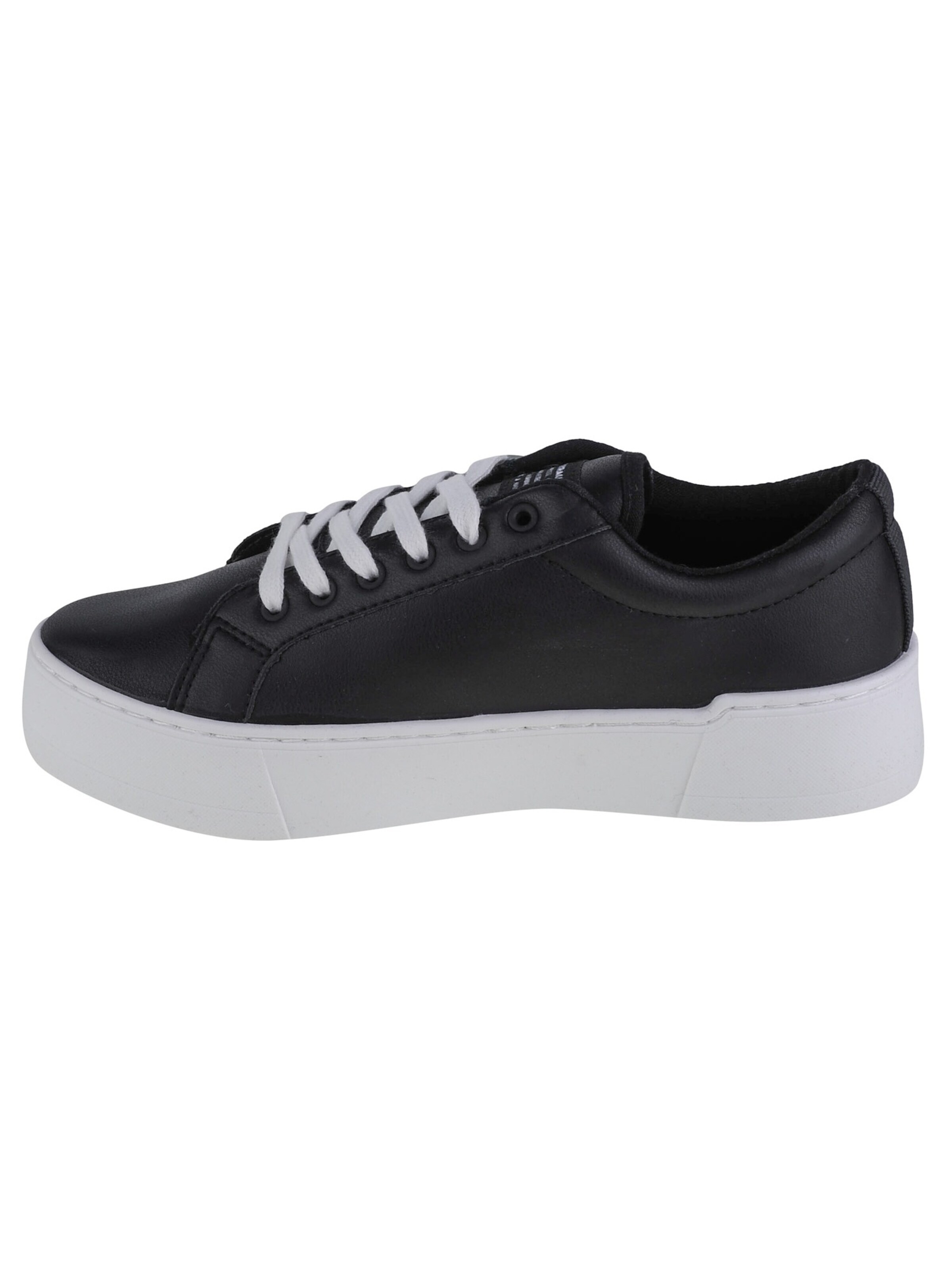 LEVI'S ® Sneakers 'TIJUANA 2.0' in Black