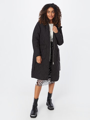 MAKIA Raincoat 'Aura' in Black