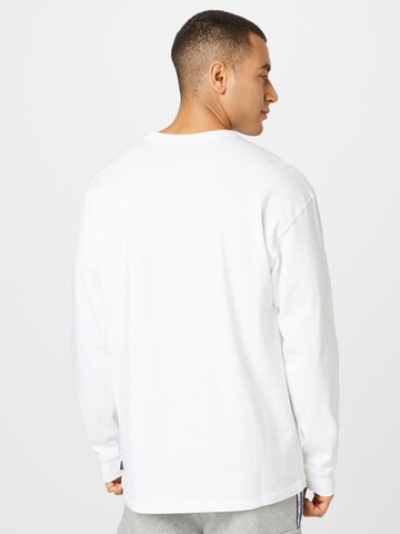 T-Shirt 'Premium Essentials' Nike Sportswear en blanc