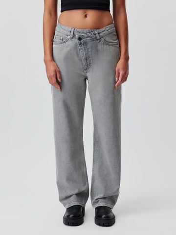 LeGer by Lena Gercke Wide Leg Jeans 'Stina' i grå: forside