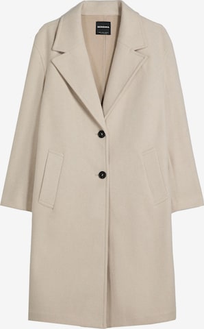 Palton de primăvară-toamnă de la Bershka pe bej: față