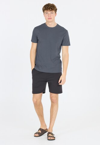 Cruz Performance shirt 'Highmore' in Blue