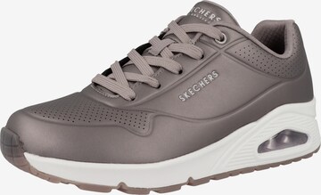 SKECHERS Sneakers in Grey: front