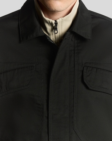 Coupe regular Chemise Lyle & Scott en noir