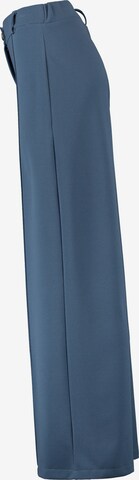Hailys Loose fit Pleated Pants in Blue