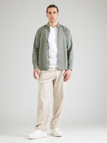 GAP Loosefit Veckad byxa i beige