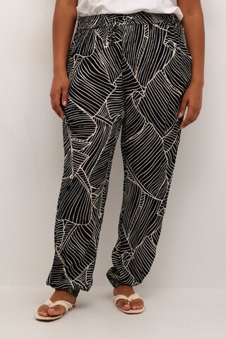 Loosefit Pantalon 'Ami' KAFFE CURVE en noir : devant