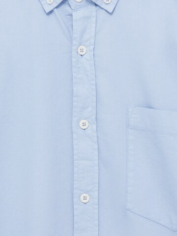 Pull&Bear Regular fit Button Up Shirt in Blue