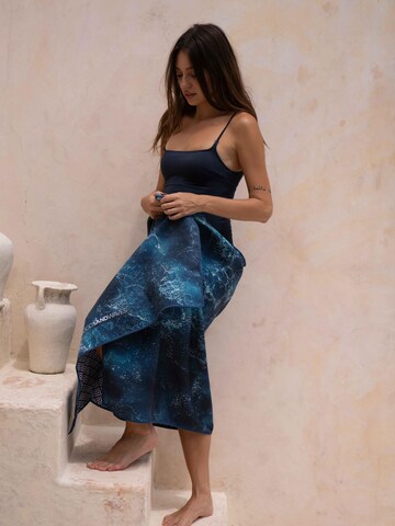 woodsandwaves Beach Towel 'Wild Ocean' in Blue