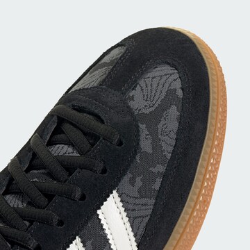 Baskets basses 'Handball Spezial' ADIDAS ORIGINALS en noir