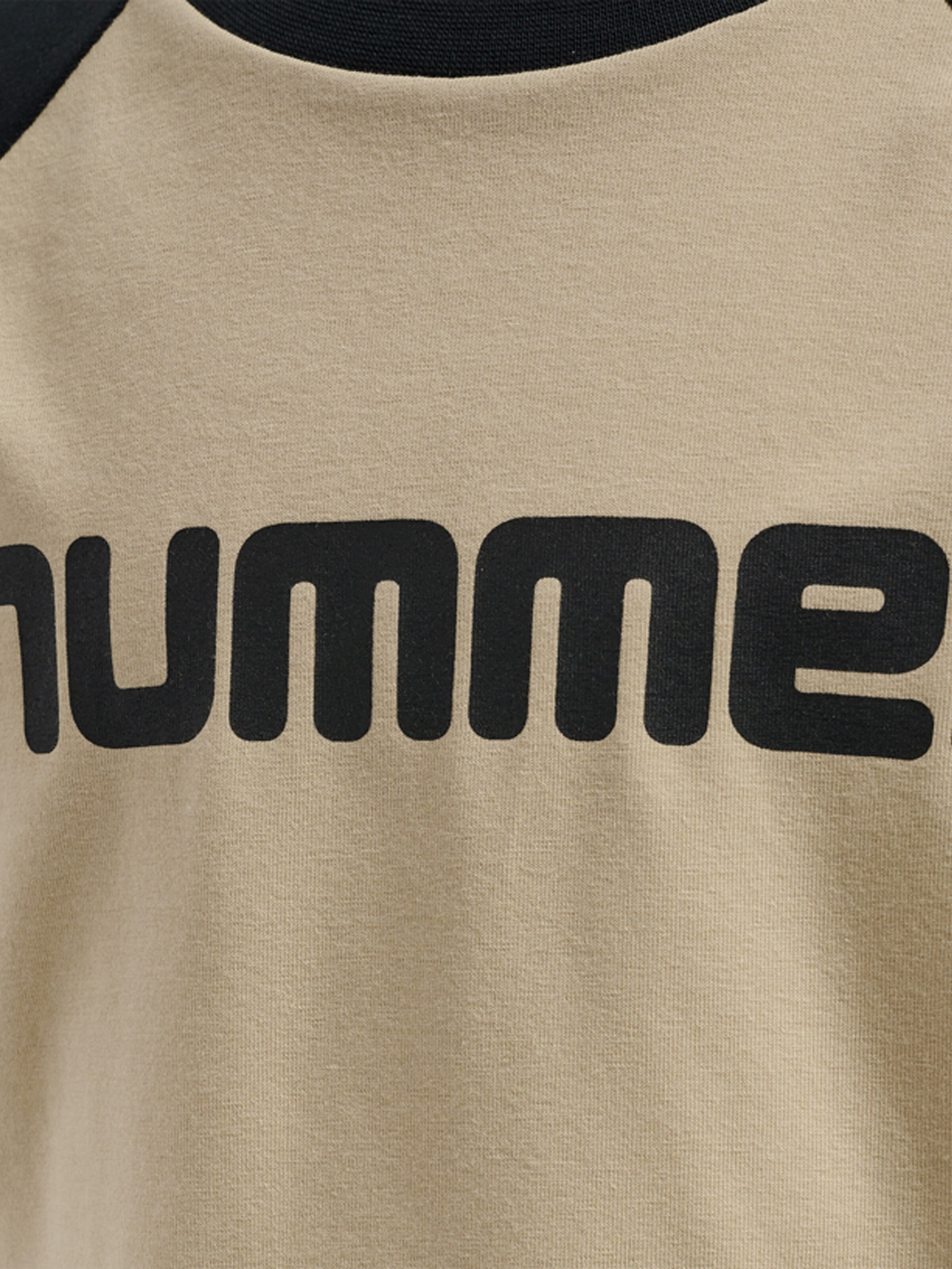 Kinder Teens (Gr. 140-176) Hummel Shirt 'BOYS' in Beige - AL13669 Kinder Teens (Gr. 140-176) Hummel Shirt 'BOYS' in Beige - AL13669