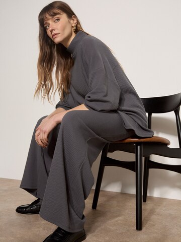 Wide Leg Pantalon ' ' Apricot en gris
