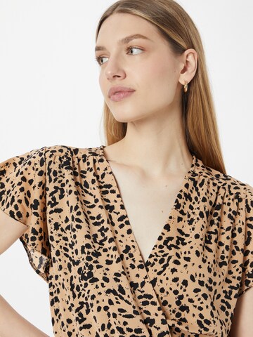 Rochie de la AX Paris pe portocaliu