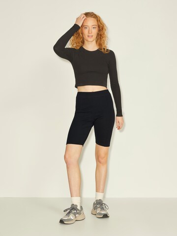 JJXX Skinny Shorts 'Olivia' in Schwarz