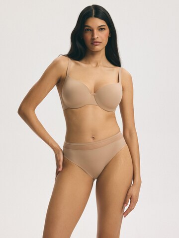 Classico Reggiseno 'Bügel-BH Basic, glatte Cups, geklebte Kanten' di ESOTIQ in beige